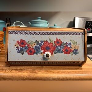 Pioneer Woman Bread Box
